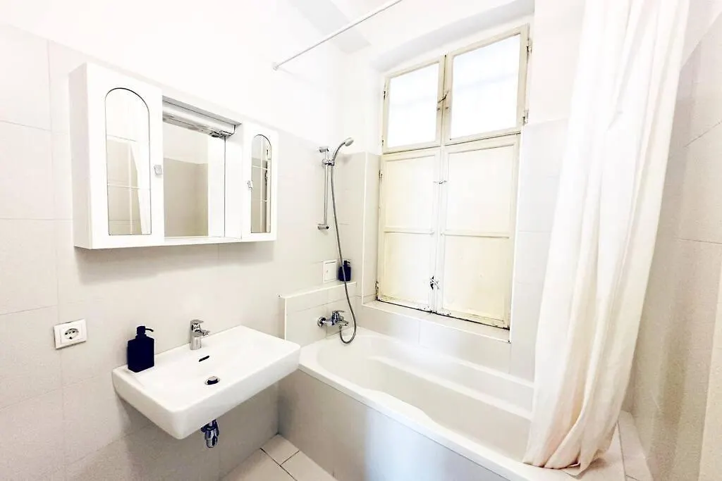 Best Location - Cozy City Centre Apartment Bécs