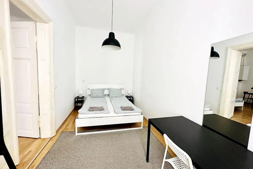 Best Location - Cozy City Centre Apartment Bécs